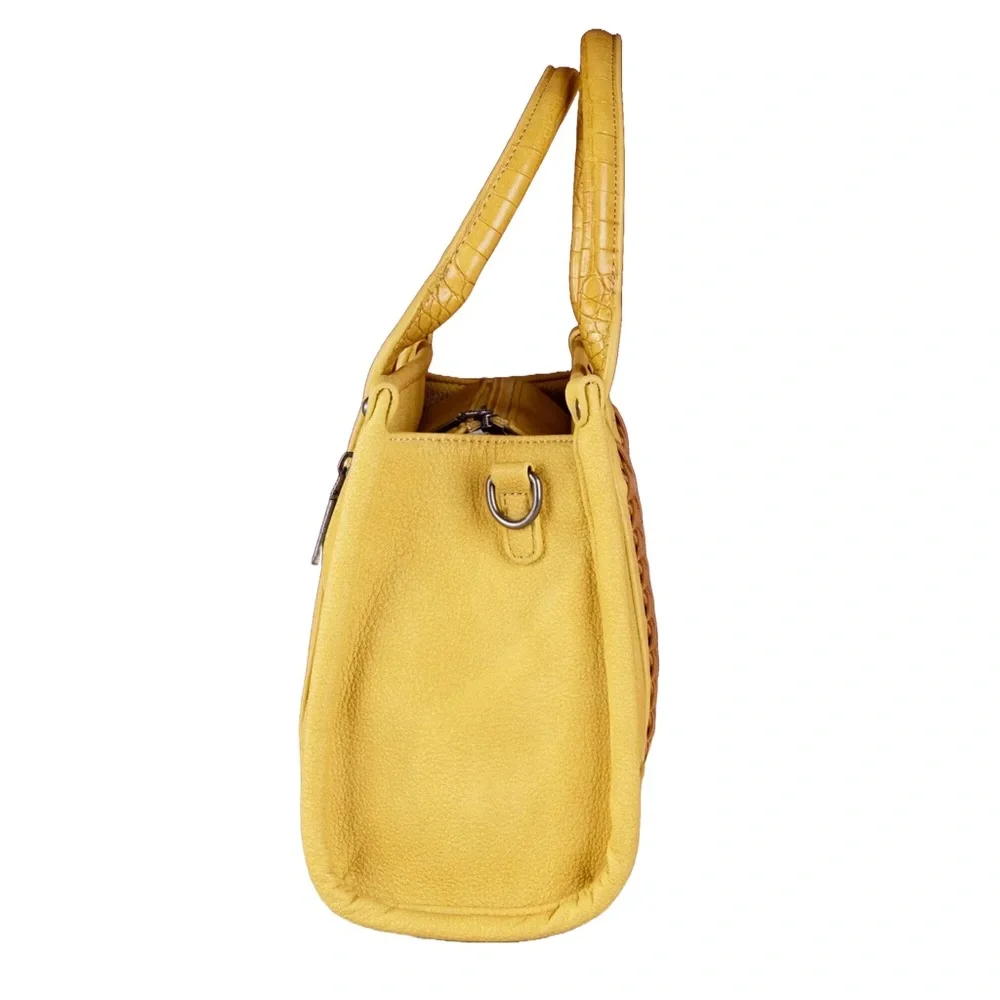 🎈HP🥳🎉 Wrangler Ladies Croc Concealed Carry Mustard Crossbody Tote Bag - Picture 4 of 6
